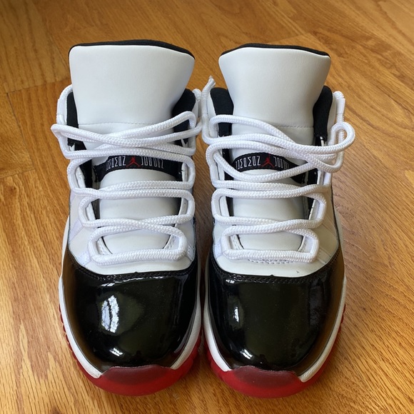 Jordan 11 gym red low - Picture 2 of 5